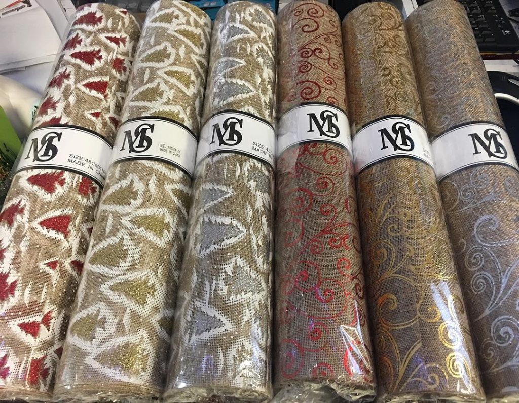 ROLLO DE YUTE NAVIDEÑO 48CM X 10 YDS – Manualidades Azucena